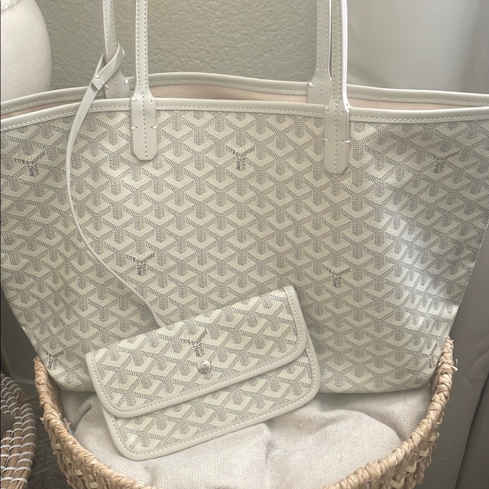 Cream Tote Bag with Matching Pouch